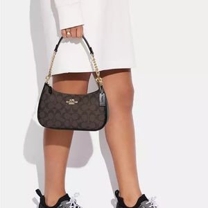 COACH Teri Shoulder Bag